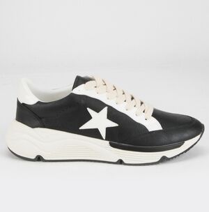 White Raven Black and White Star Sneakers Athleasure Travel Commuting Shoes 7.5